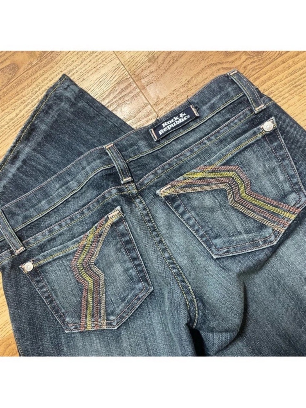 Rock & Republic Women's Dark Blue Bootcut Jeans with Multicolor Pocket Stitching
